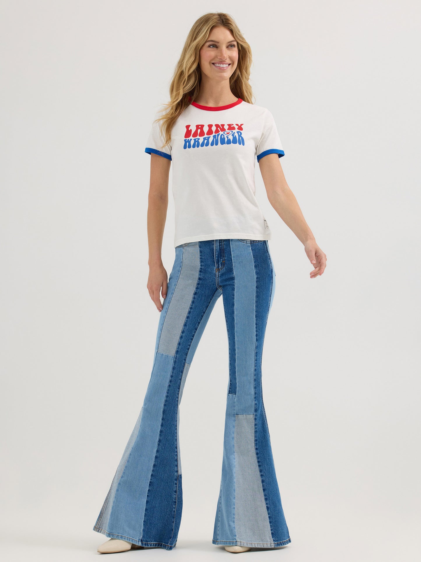 LADIES T-SHIRT LAINEY WILSON