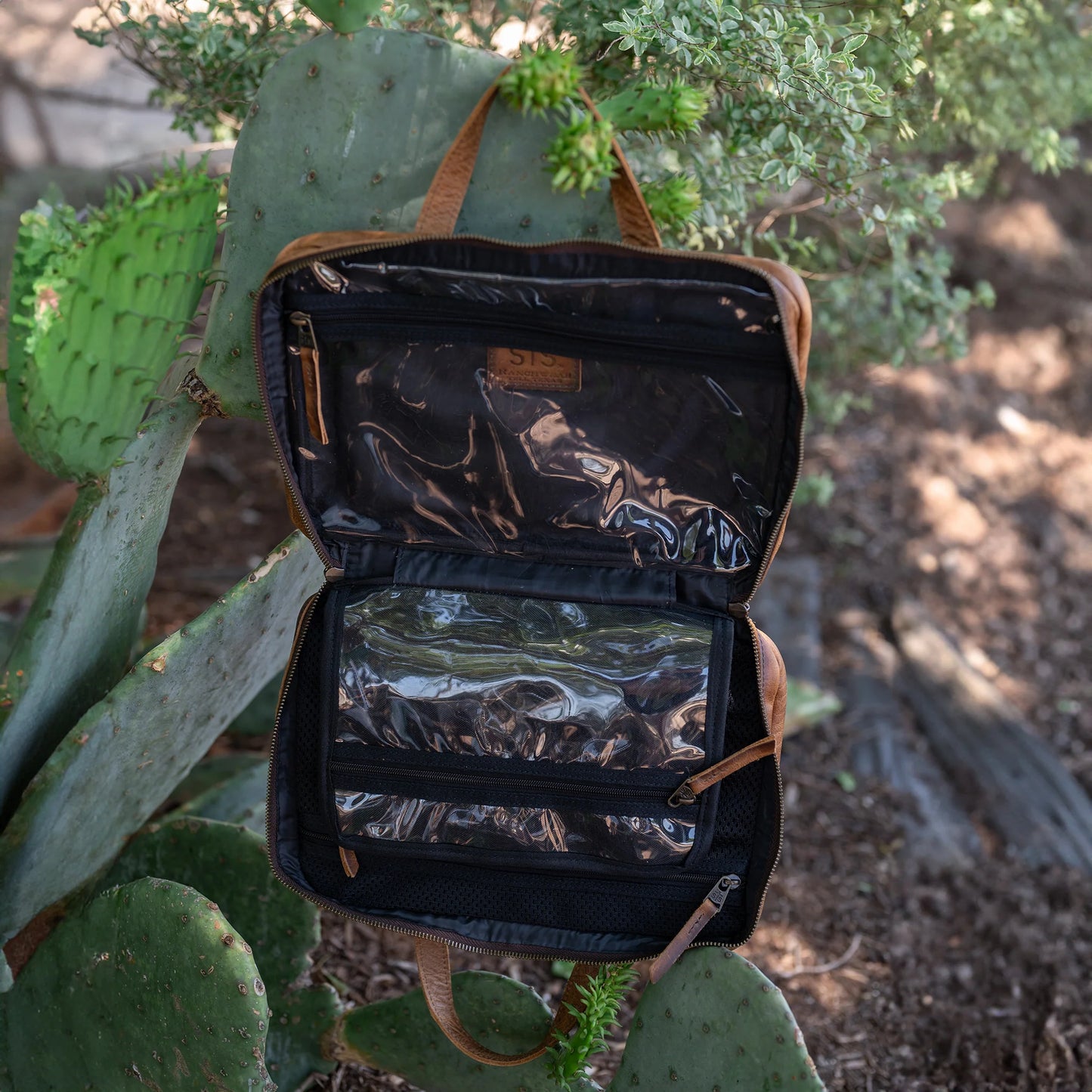 Tessa Toiletry Baja Dreams