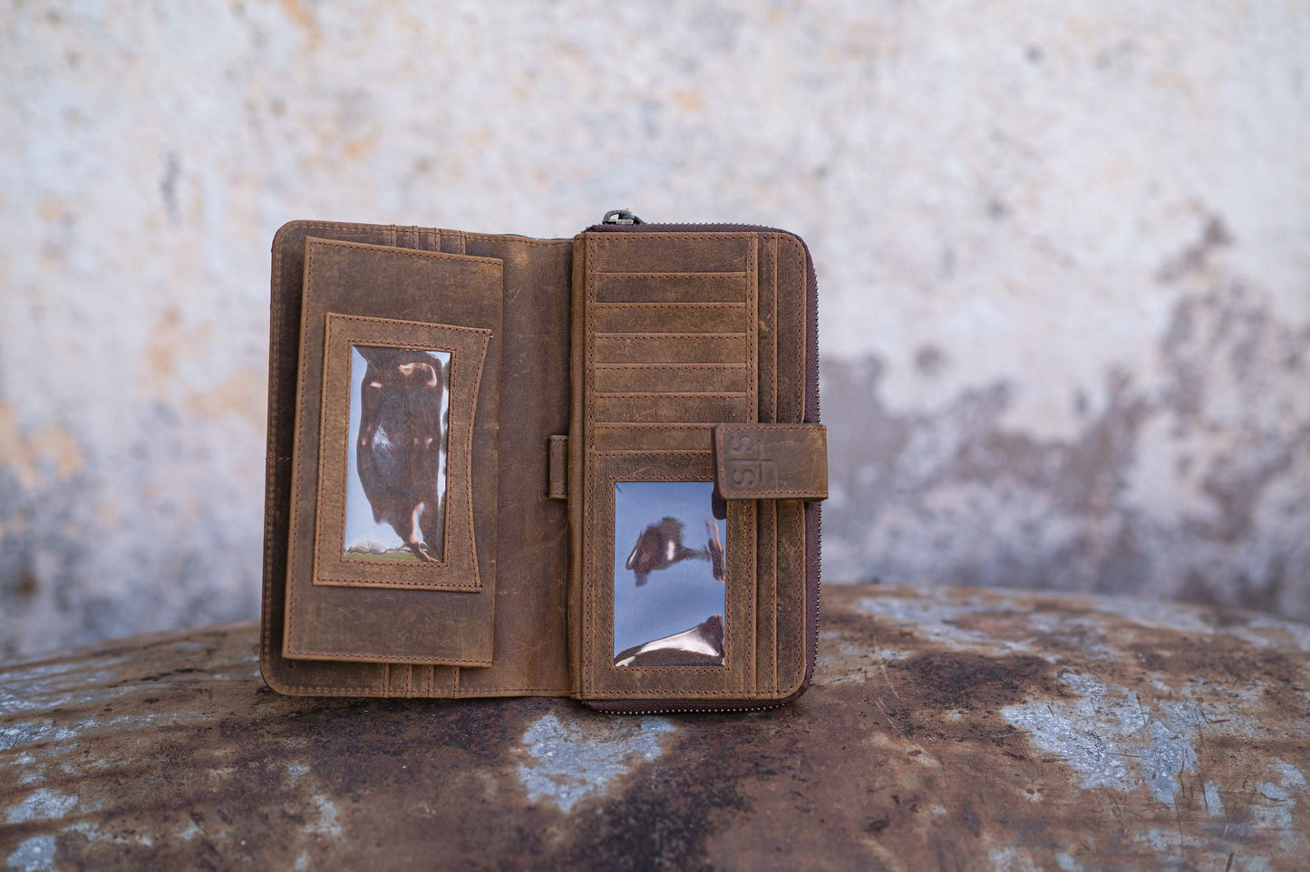 Cowhide Chelsea Wallet