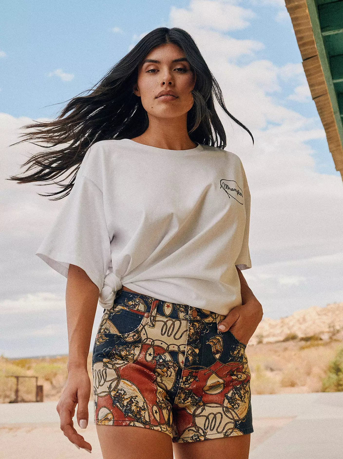 Rodeo Snaps Oversized Tee