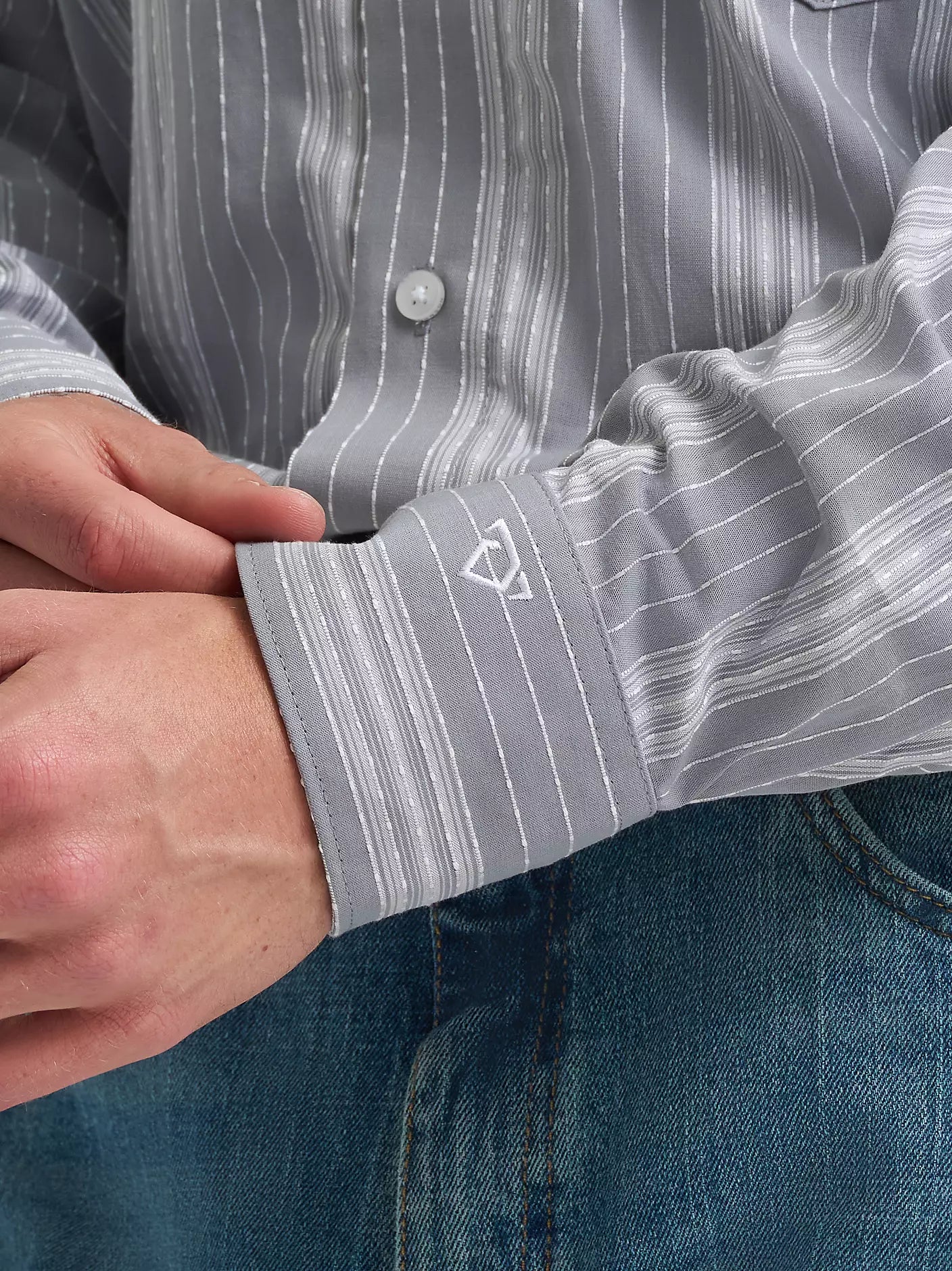 Cody Johnson Classic Fit Western