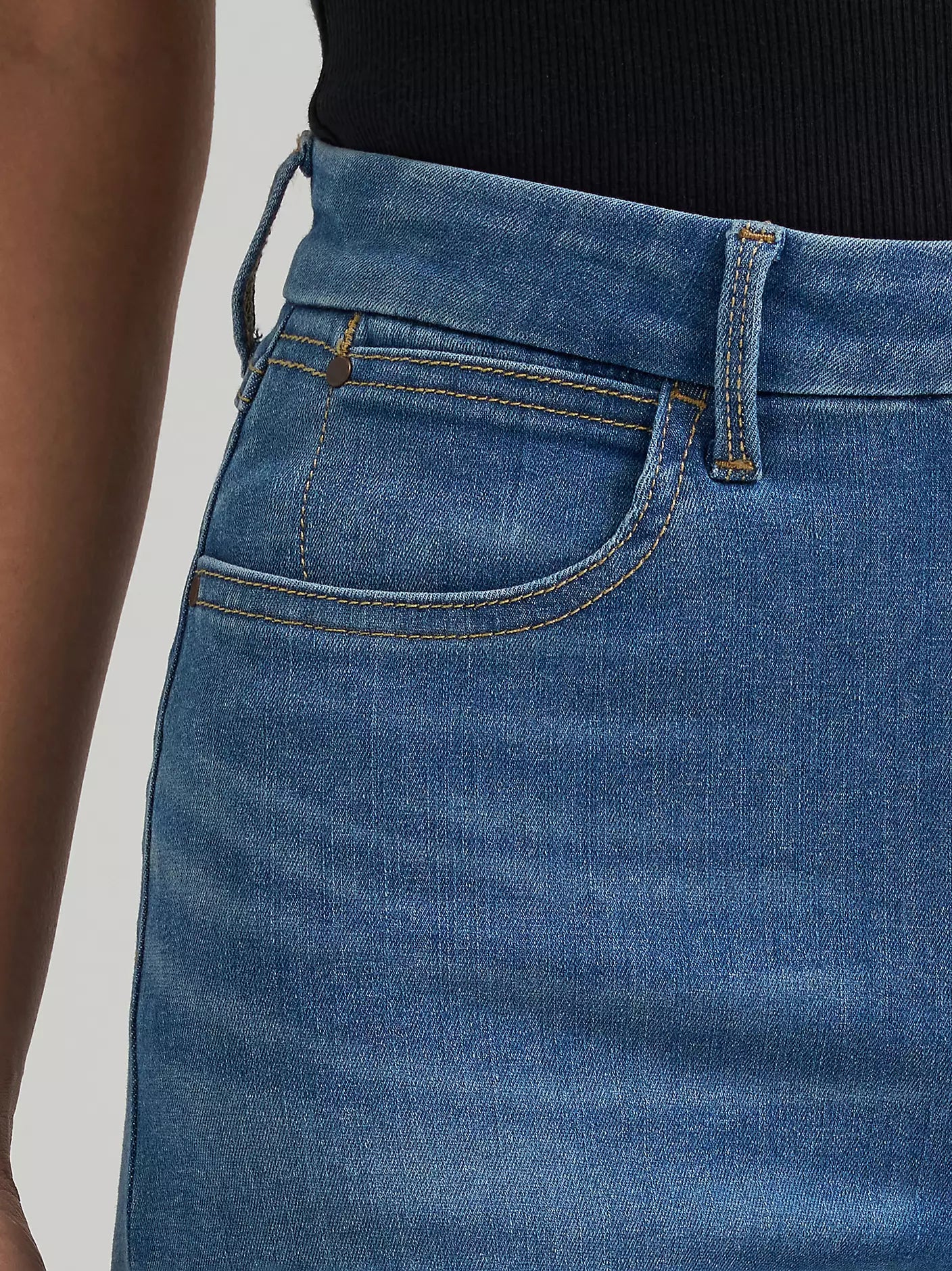 Bespoke Highrise Wide Crop Jeans