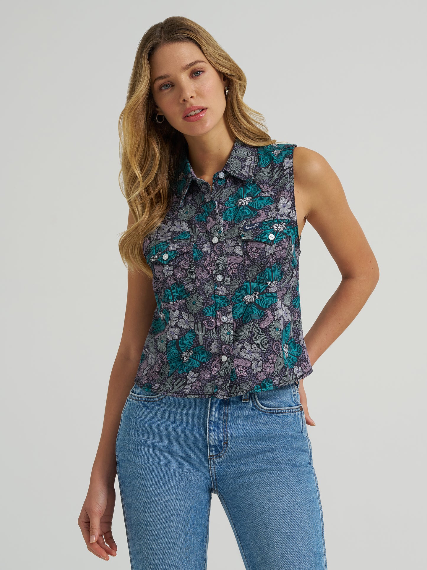 Ladies Sleevless Western Shirt