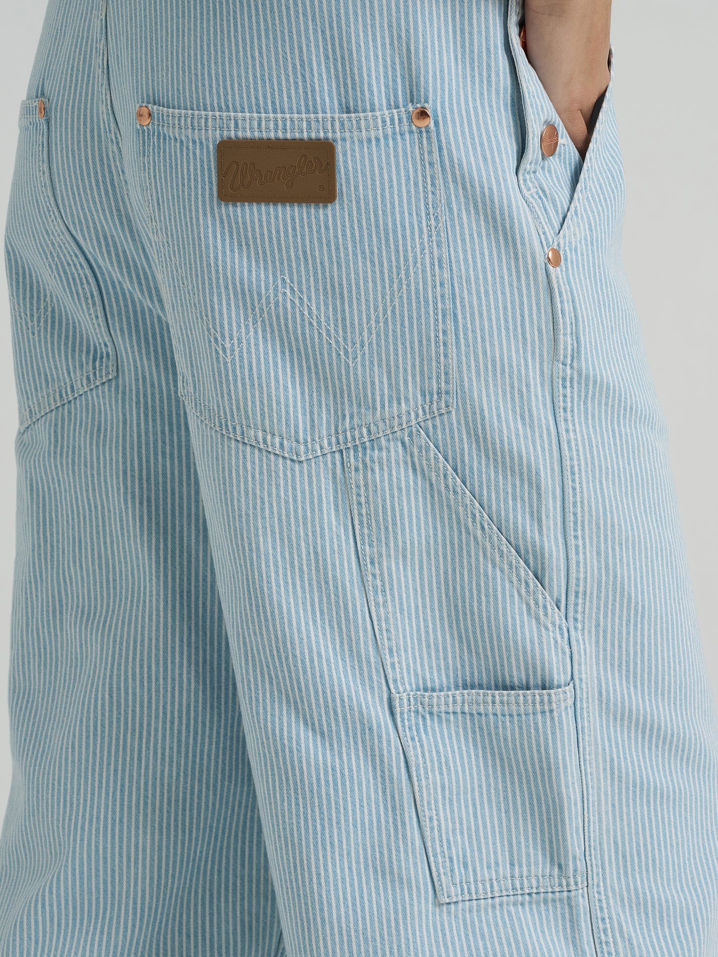 Lainey Wilson Overalls