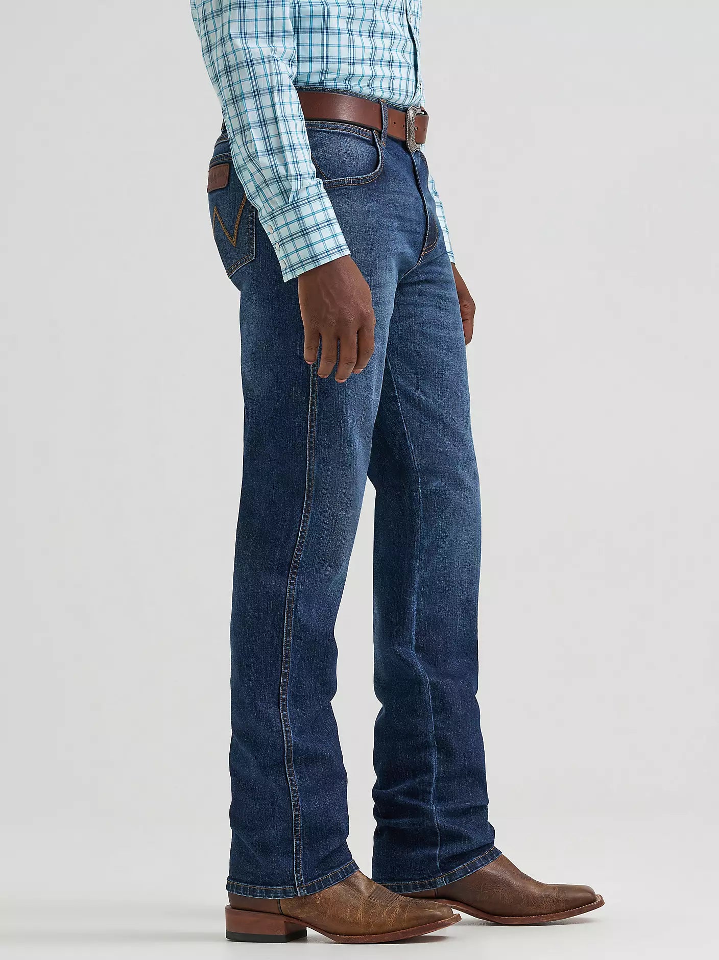 Men's Wrangler Retro® Slim Fit Straight Leg Jean