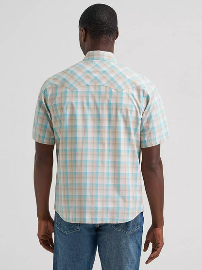 Men's Wrangler Retro® Short Sleeve Sawtooth Pocket Western Snap Shirt