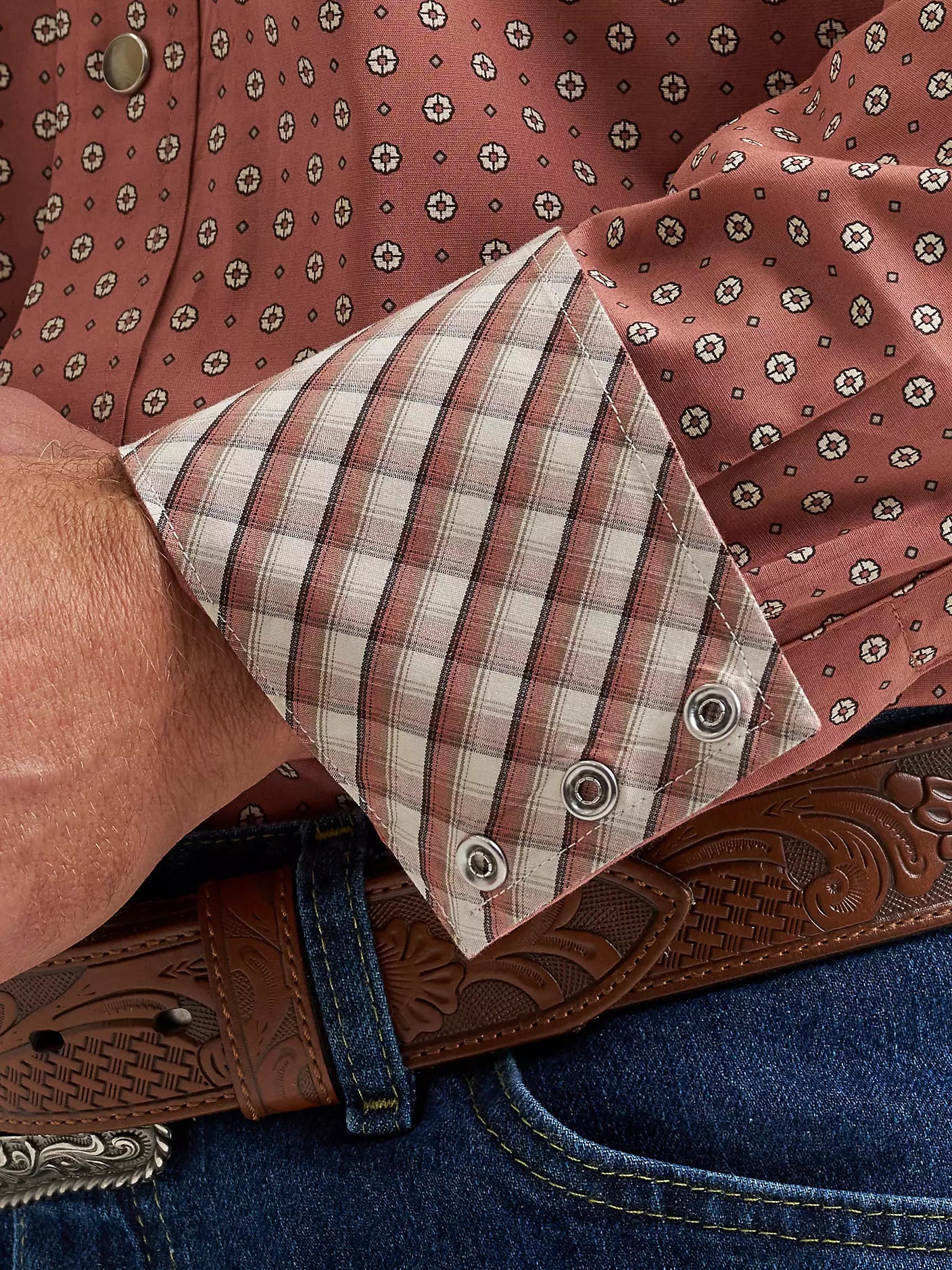 George Strait™ Troubadour Long Sleeve Western Snap Shirt