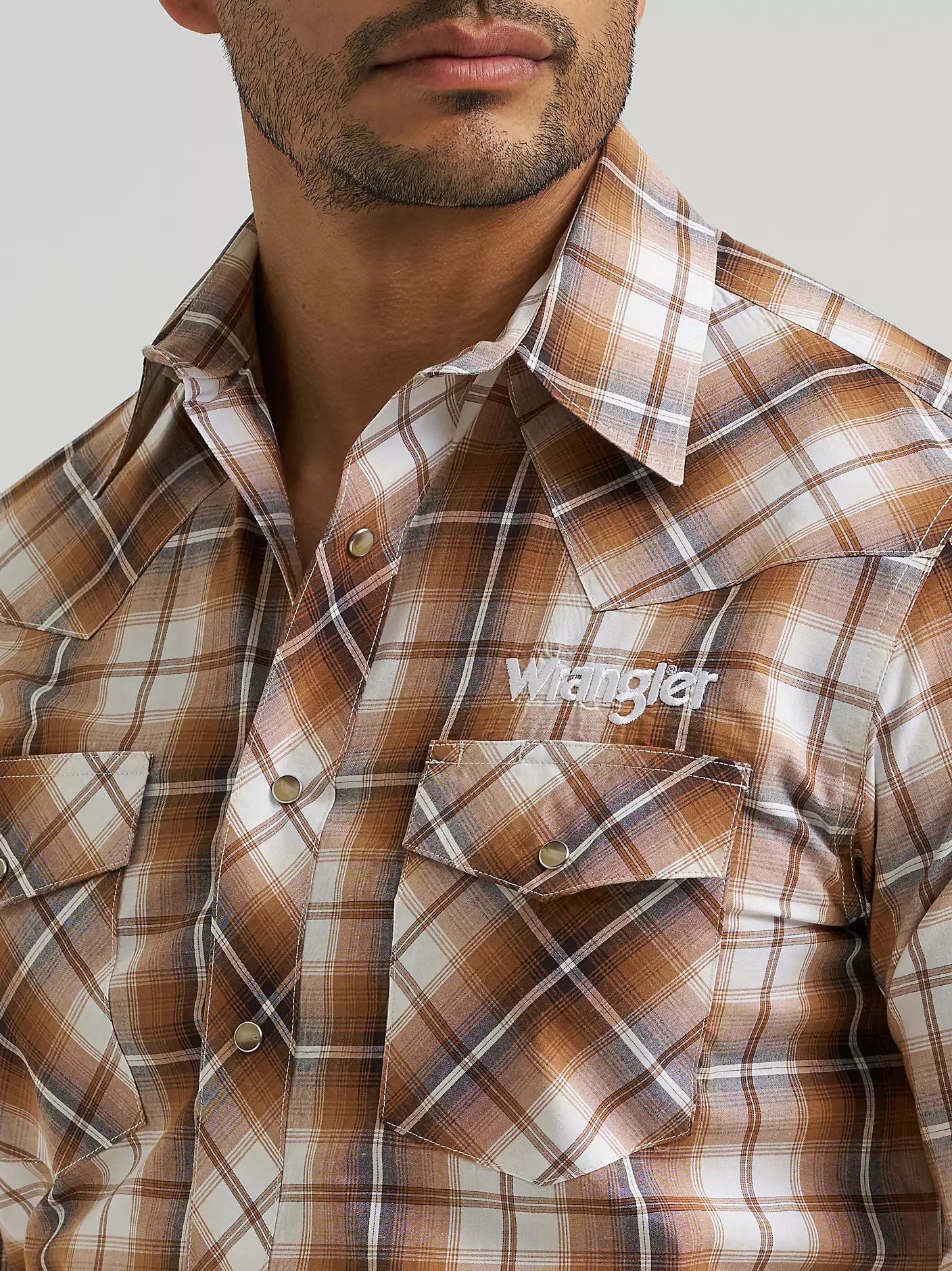 Wrangler® Logo Long Sleeve Western Snap Shirt