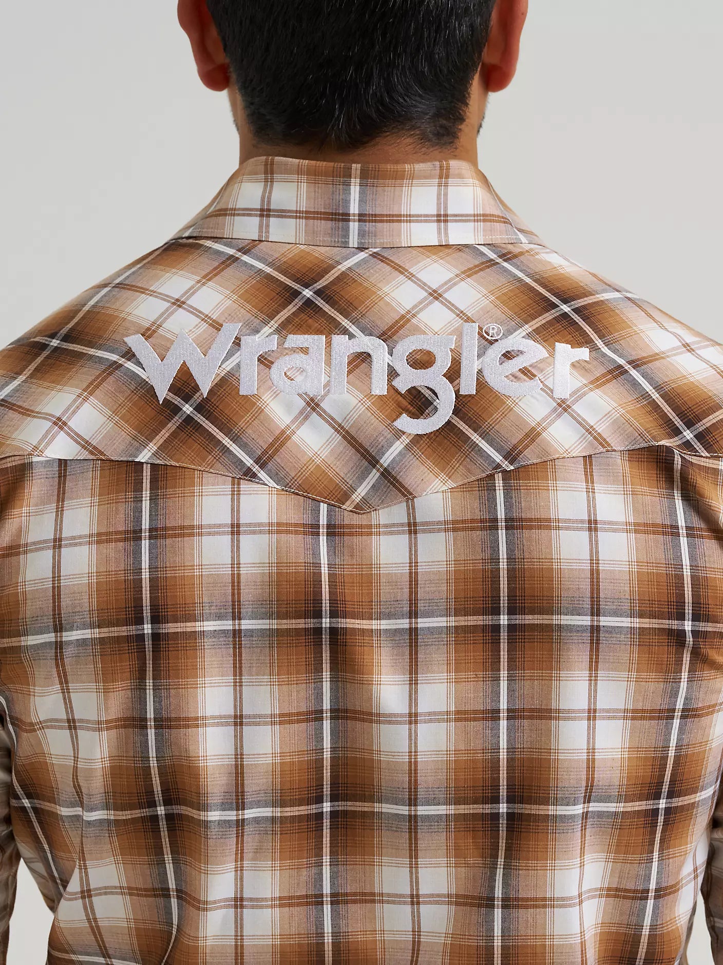 Wrangler® Logo Long Sleeve Western Snap Shirt