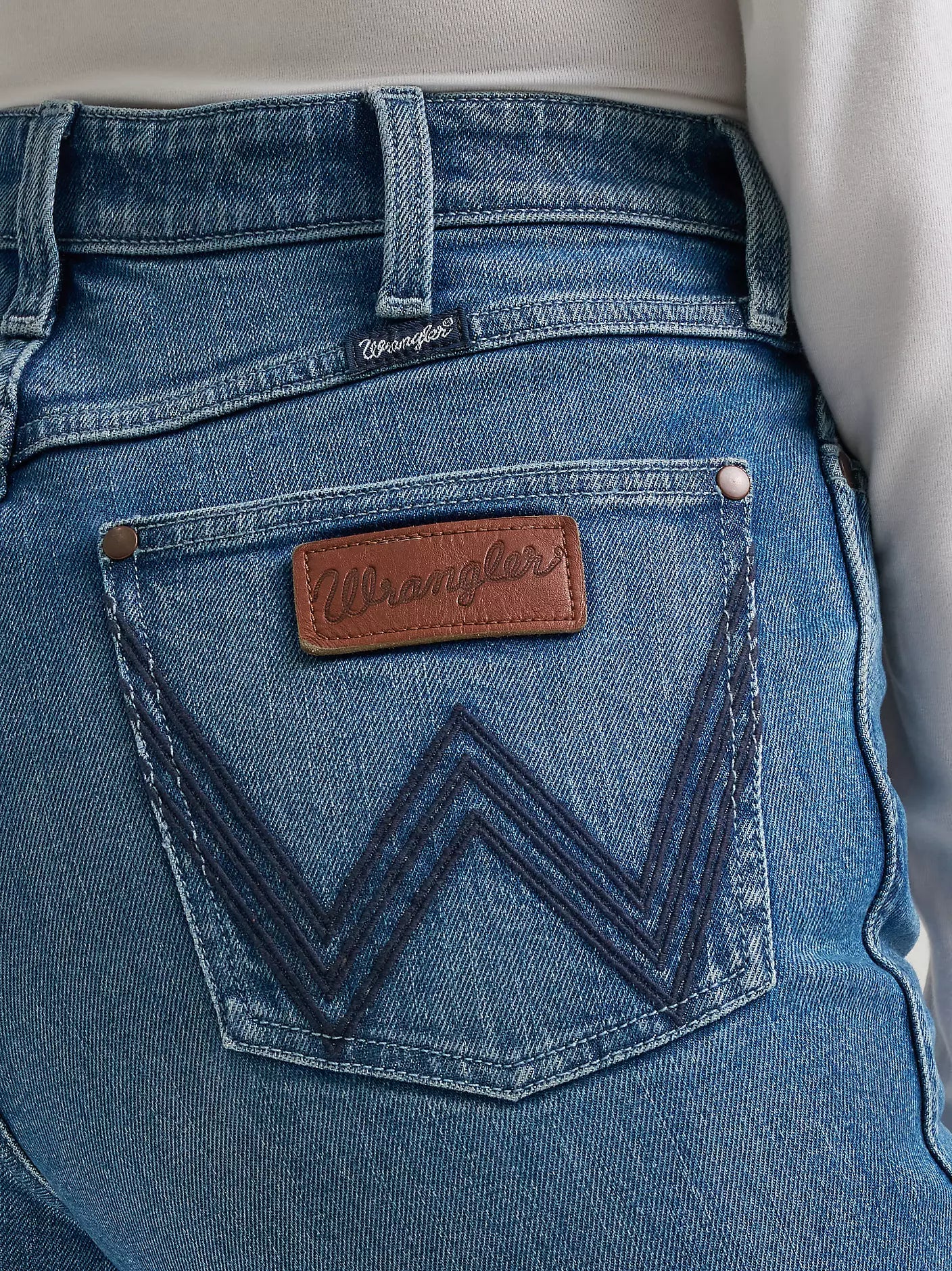 Women's Wrangler Retro® Bailey High Rise Bootcut Jean