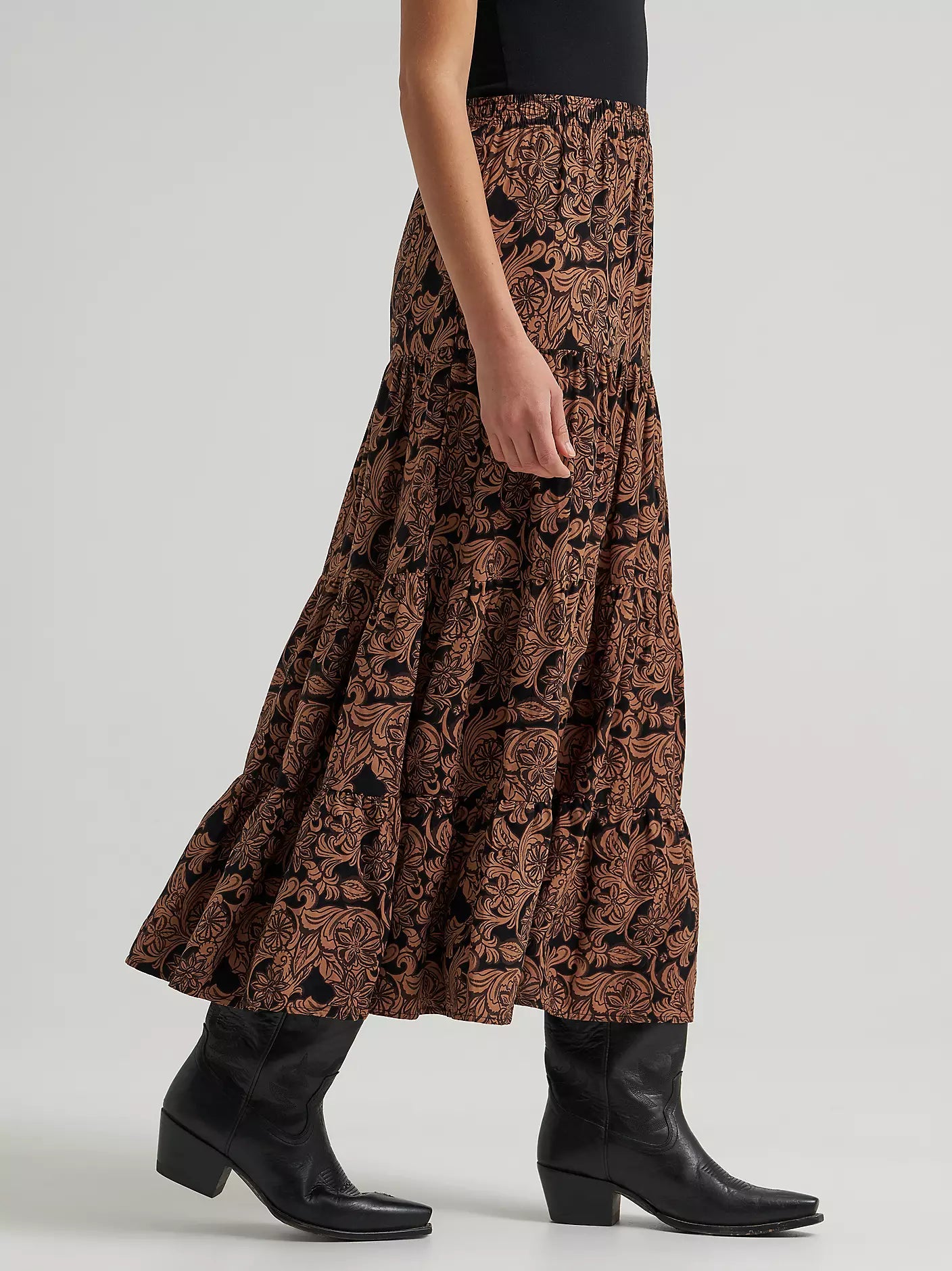 Women's Wrangler Printed Tiered Maxi Skirt