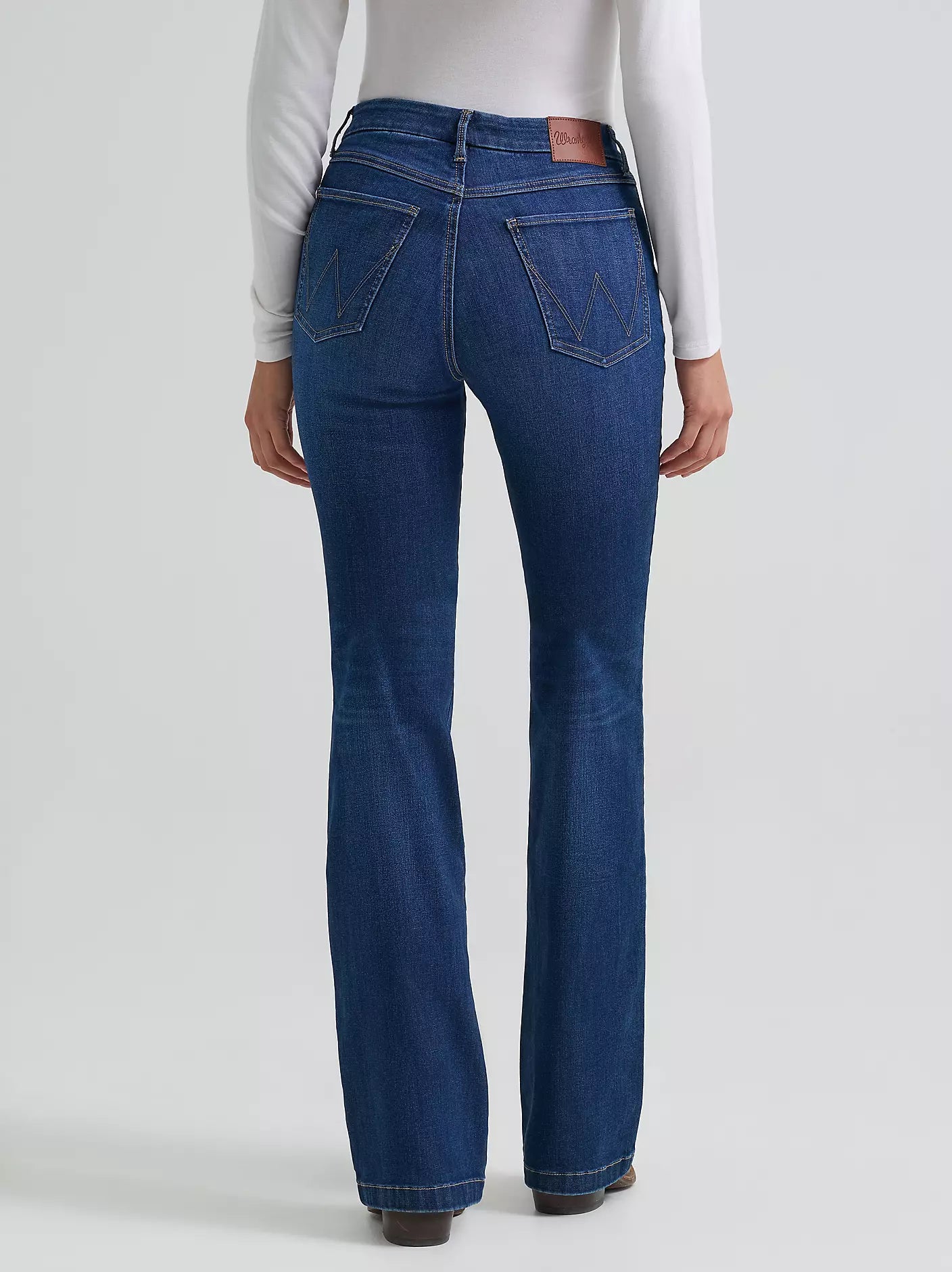 Women's Wrangler BESPOKE High Rise Bootcut Jean