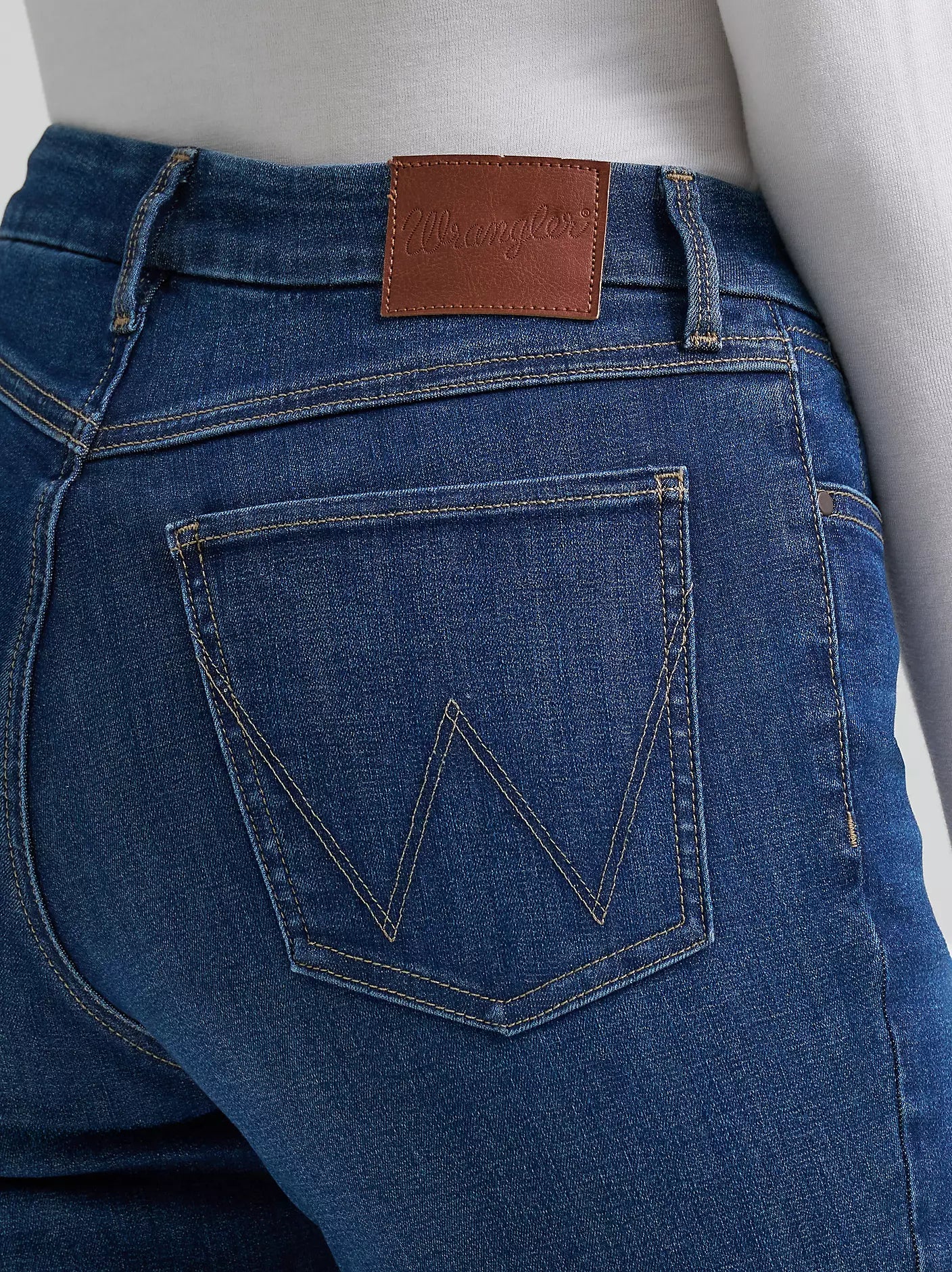 Women's Wrangler BESPOKE High Rise Bootcut Jean