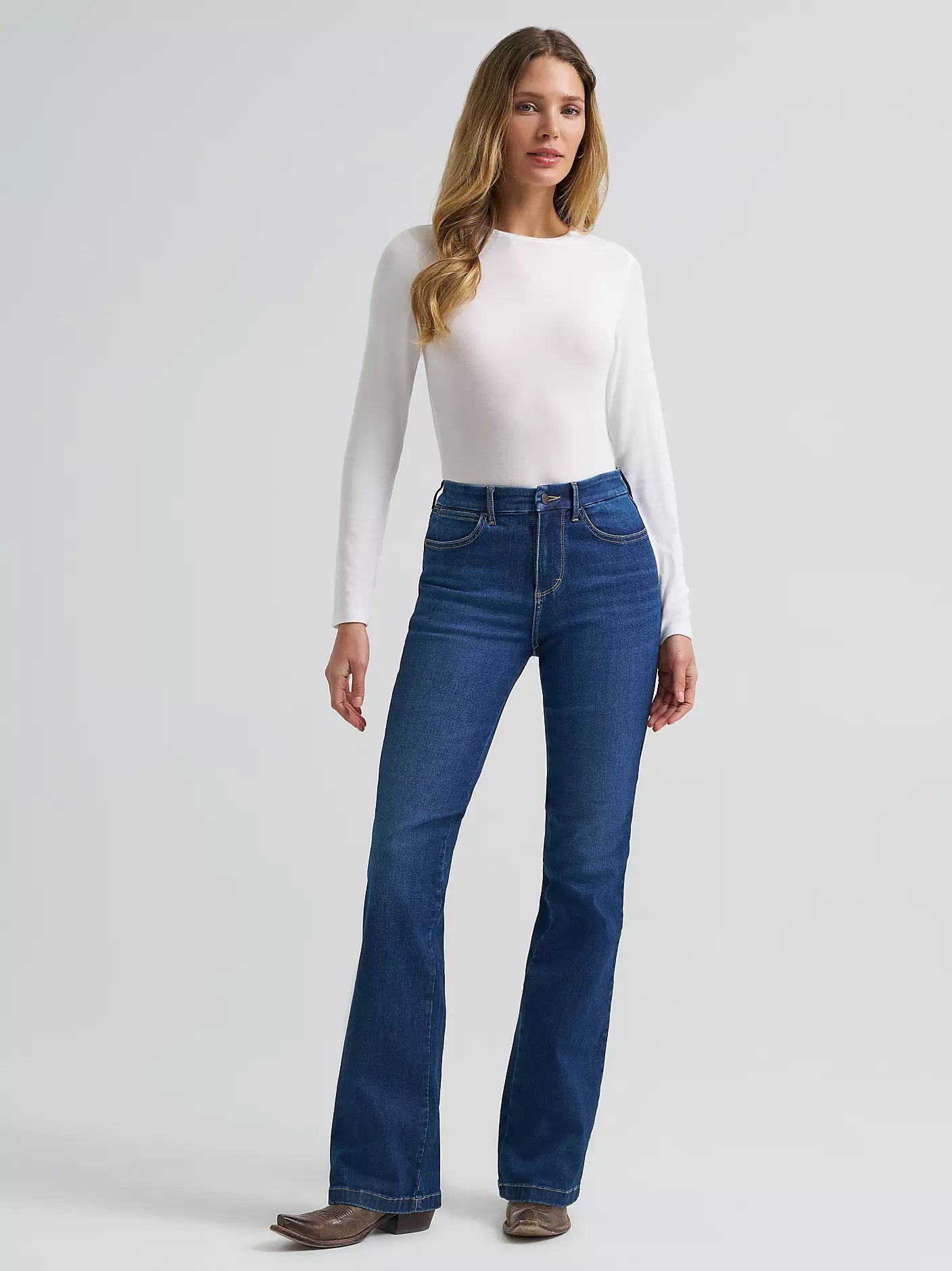 Women's Wrangler BESPOKE High Rise Bootcut Jean