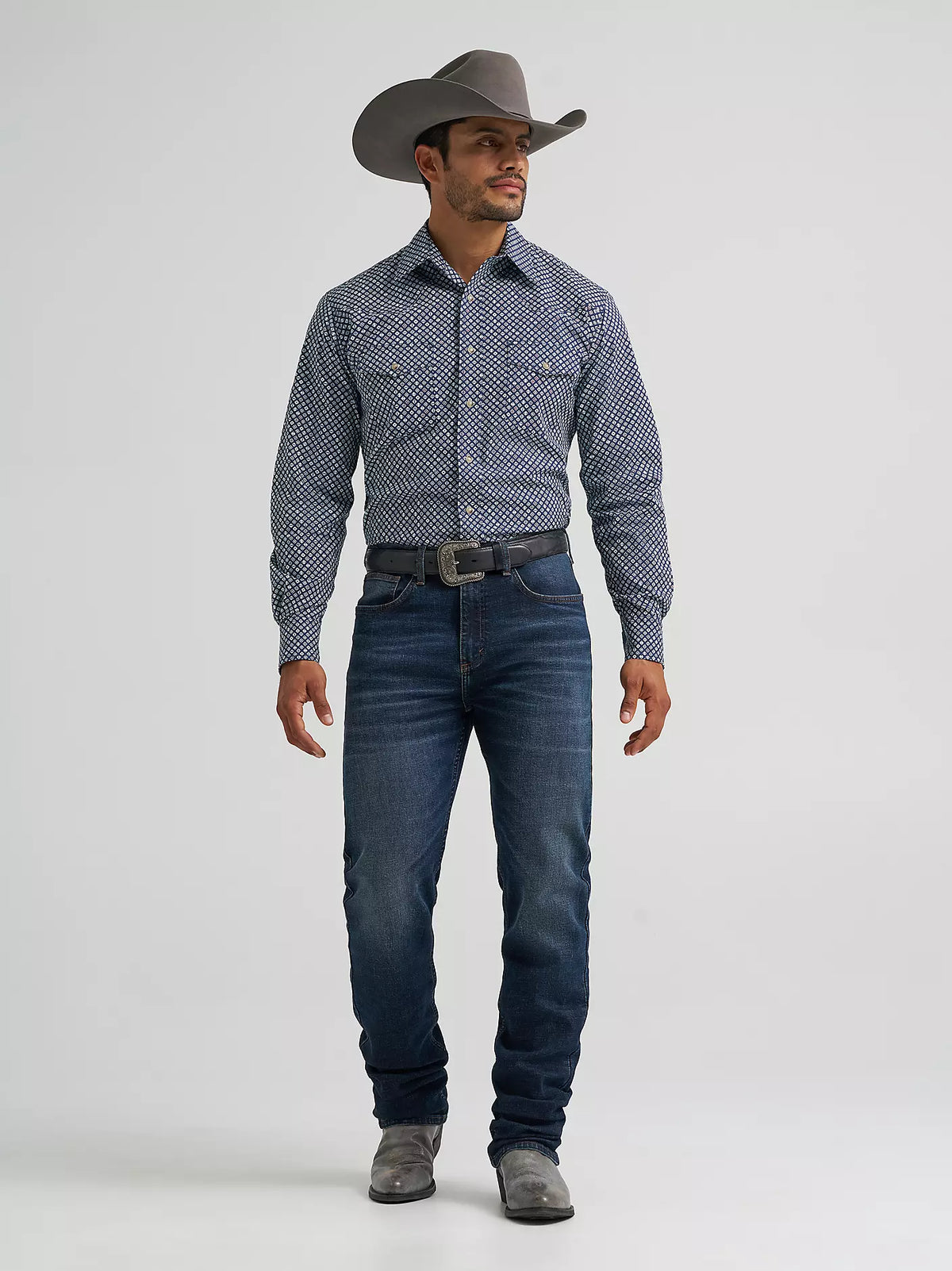 Mens 44 Slim Straight Jeans