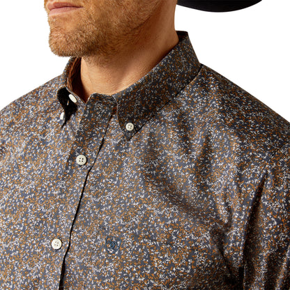 Men's Wrinkle Free Fitted Shirt