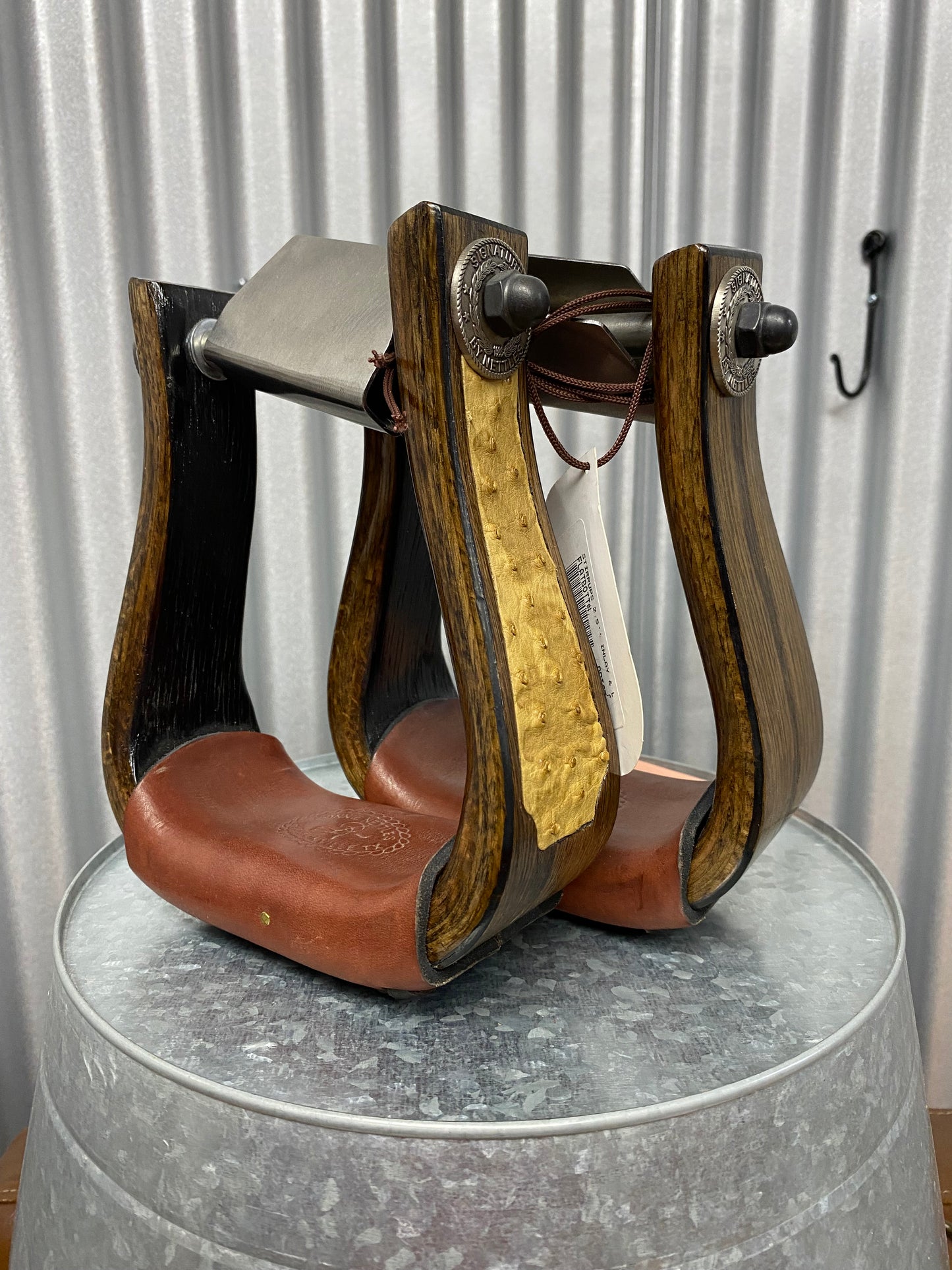 Nettles 2.5" Inlay & Leveler Stirrups