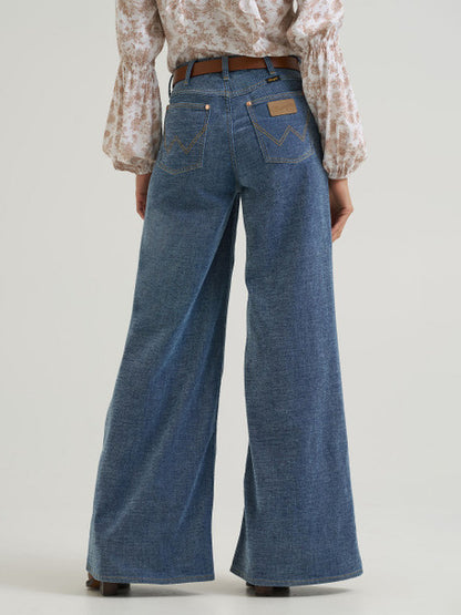 Lainey Wilson Cheeky Wide Leg